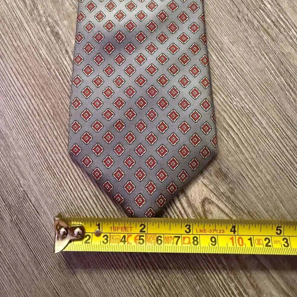 Christian Dior‎ Vintage Made In USA Italian Woven All Slik Geometric Pattern Tie